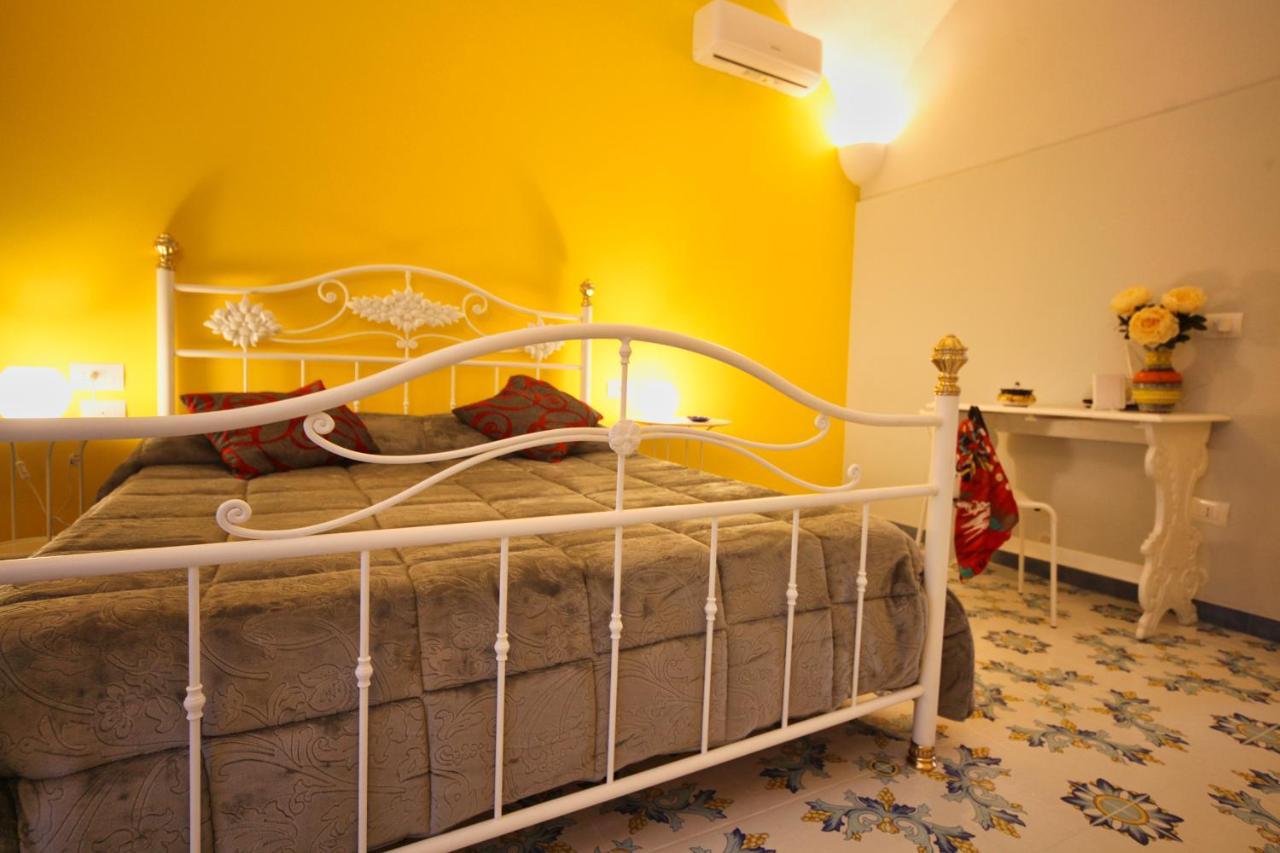 Bed and Breakfast Domus Vilu Nocera Superiore Zewnętrze zdjęcie