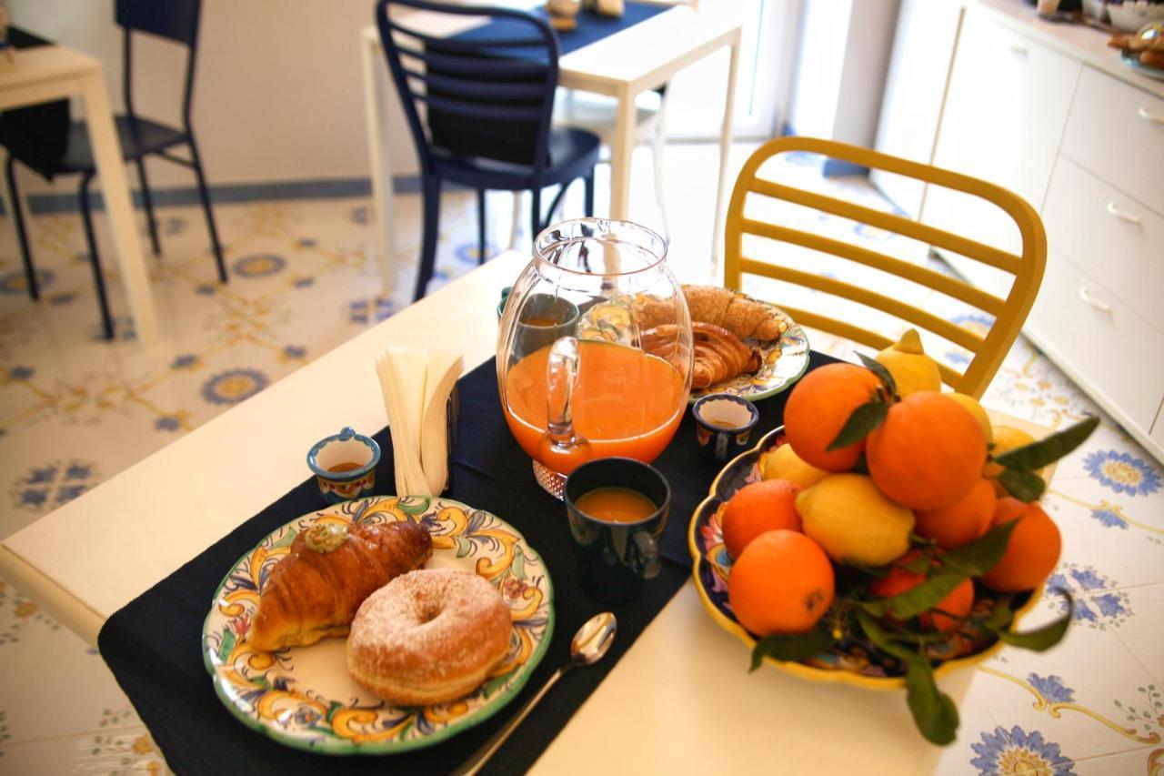 Bed and Breakfast Domus Vilu Nocera Superiore Zewnętrze zdjęcie