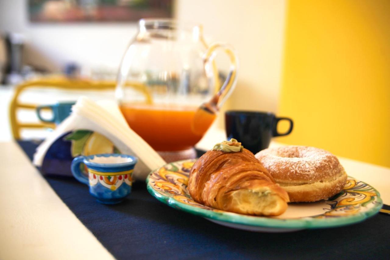 Bed and Breakfast Domus Vilu Nocera Superiore Zewnętrze zdjęcie