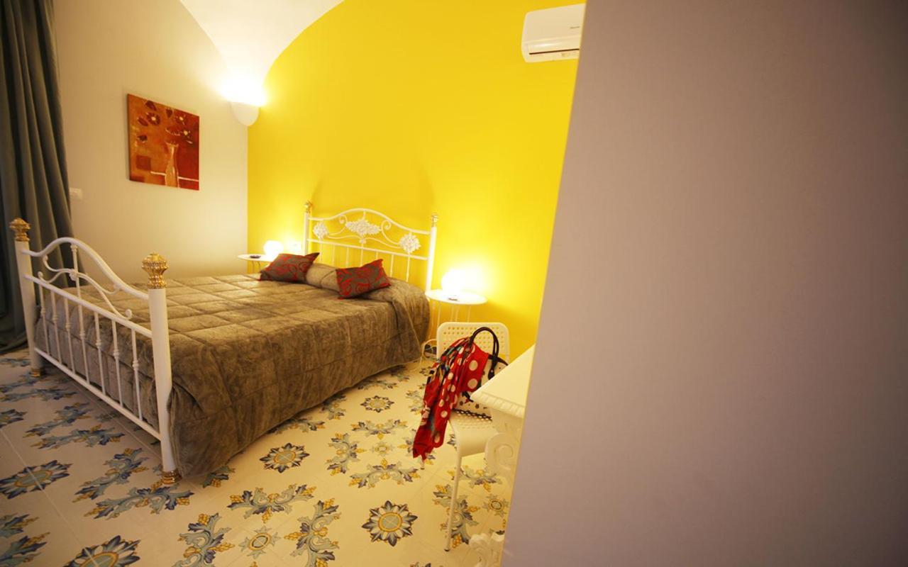 Bed and Breakfast Domus Vilu Nocera Superiore Zewnętrze zdjęcie